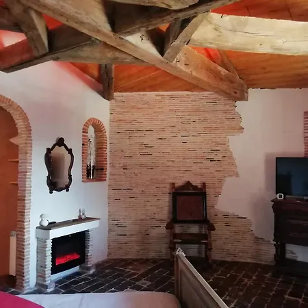 La Tour Mandot Bed & Breakfast Montluel
